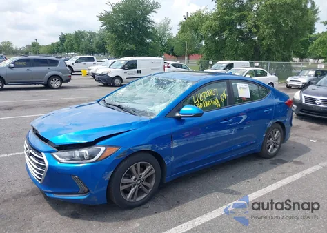 2018 Hyundai Elantra Value Edition из США, поврежденный, VIN 5NPD84LF0JH381015